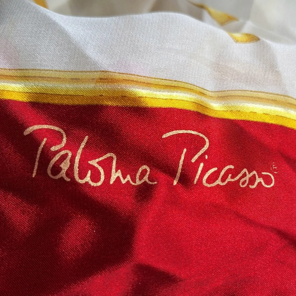 Vintage Paloma Picasso Twill Silk  ❌️,♥️, 🌟s Scarf, 34 X 33.5 Inches